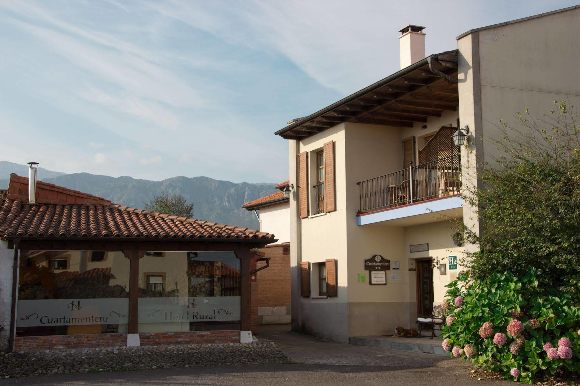 Hotel Rural Cuartamenteru Poo De Llanes Exterior foto